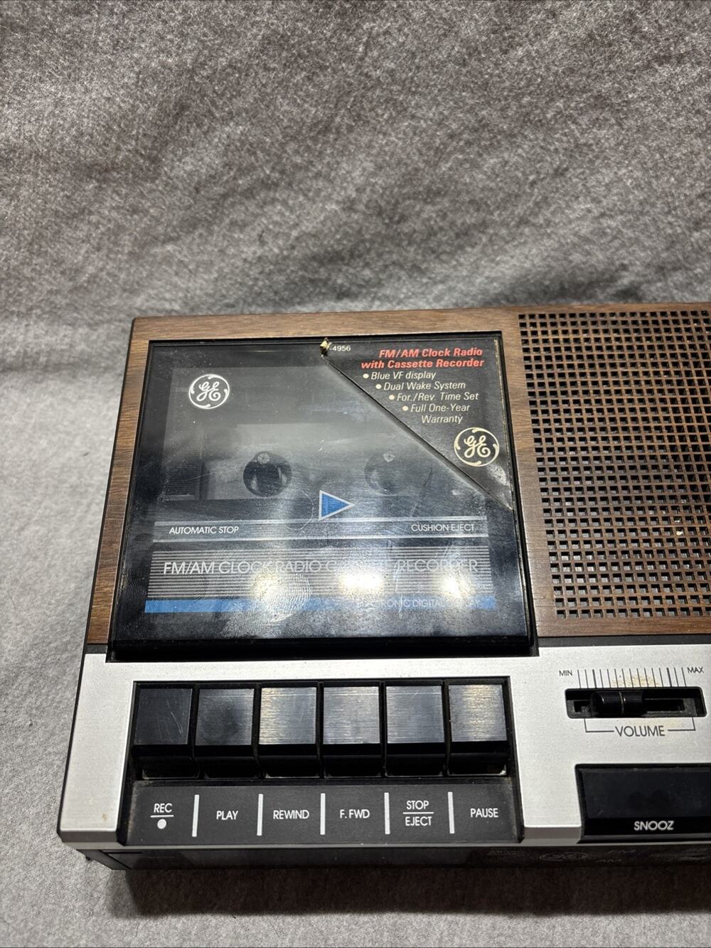 VTG GE Model #7-4956B FM-AM Clock Radio Cassette Recorder, Tested